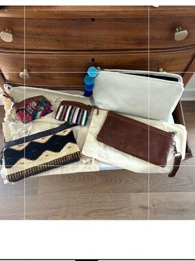 Lot of Nena and Co pouches/Solucean